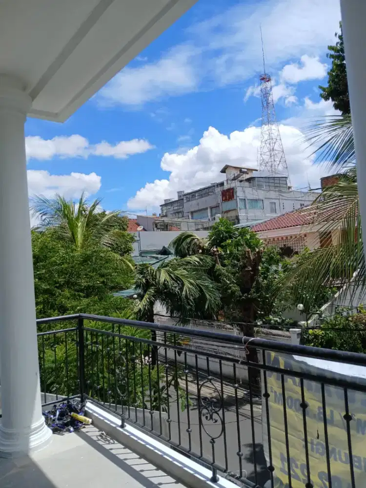 Baru Lux area Guntur - 2 Lantai