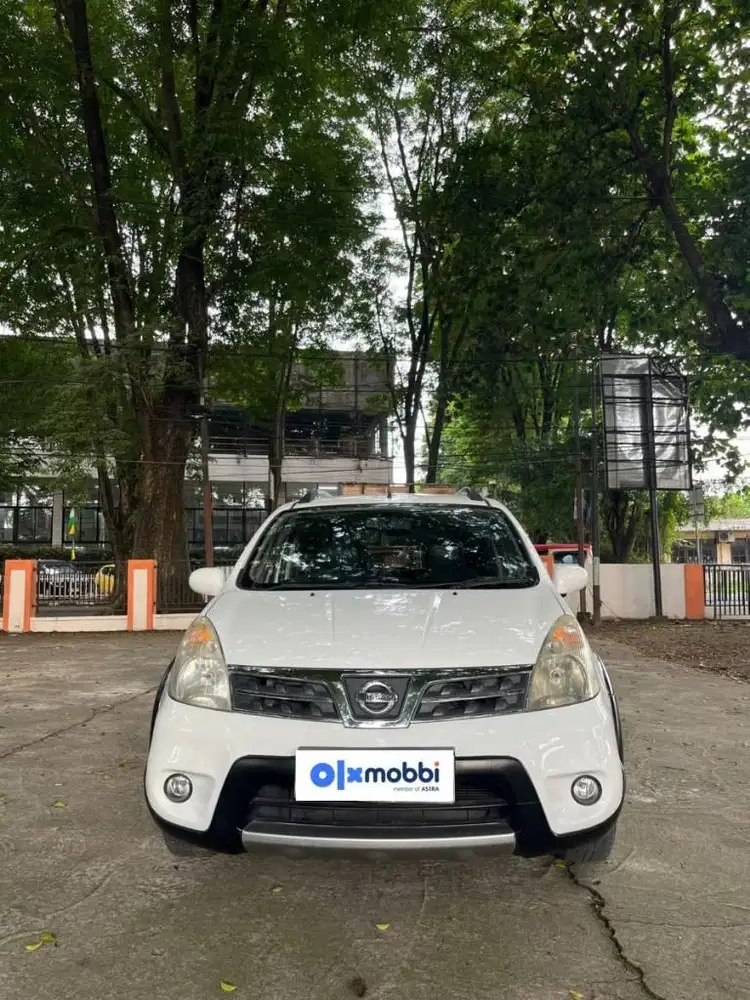 LIVINA X-GEAR MT 1.5 2013