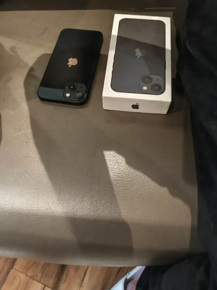 Iphone 13 128gb lets go baru