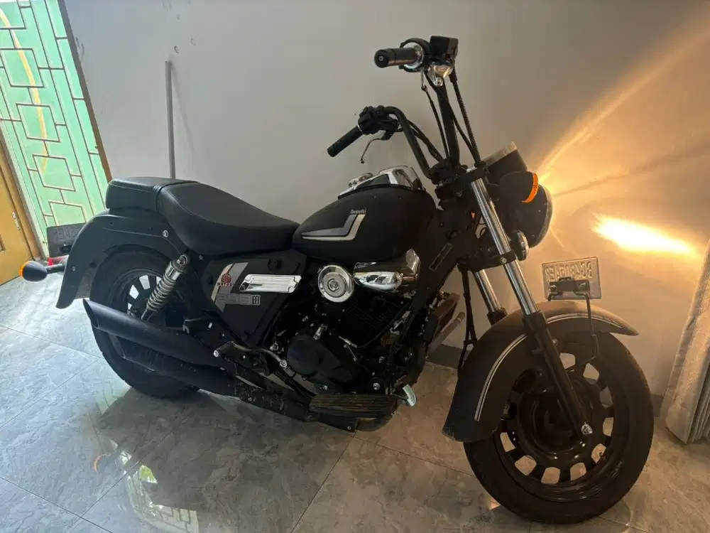 Jual Cepat Motor Benelli Motobi EFI 200 Tahun 2023