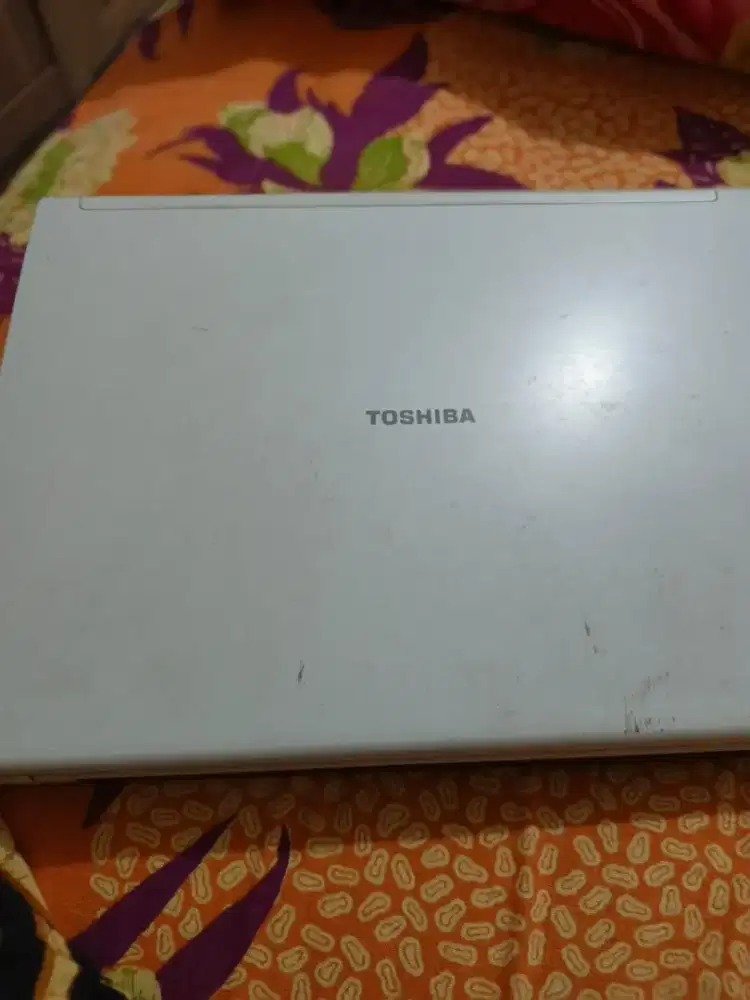 Menerima jual beli leptop bekas borong atau satuan