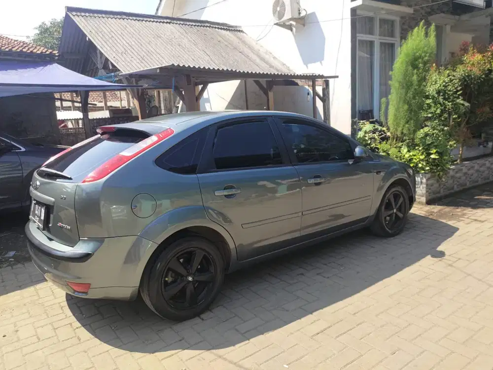 Ford Focus 2005 Bensin
