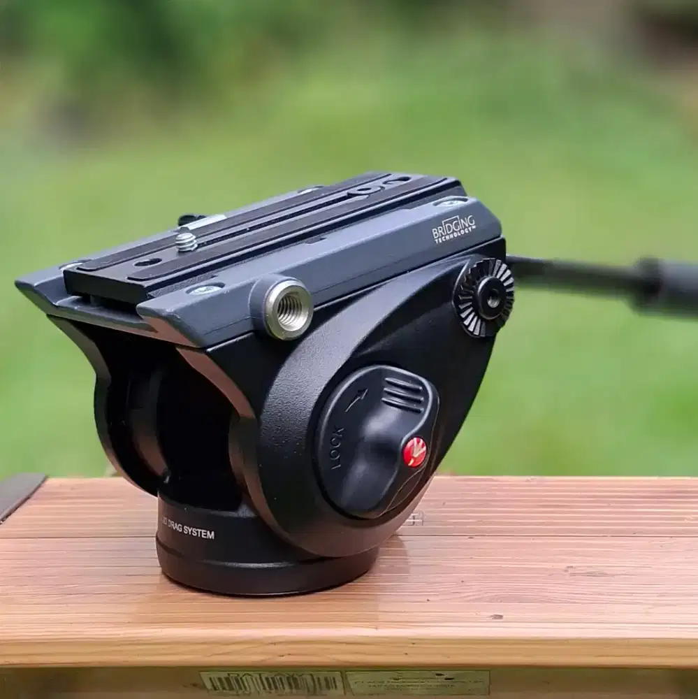Fluid Head Manfrotto MVH500AH