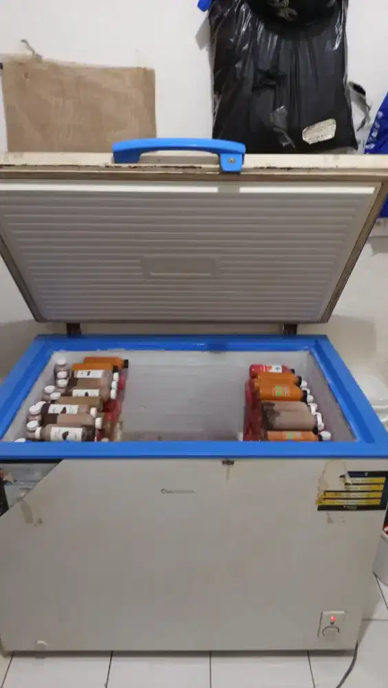 Freezer box 300 liter