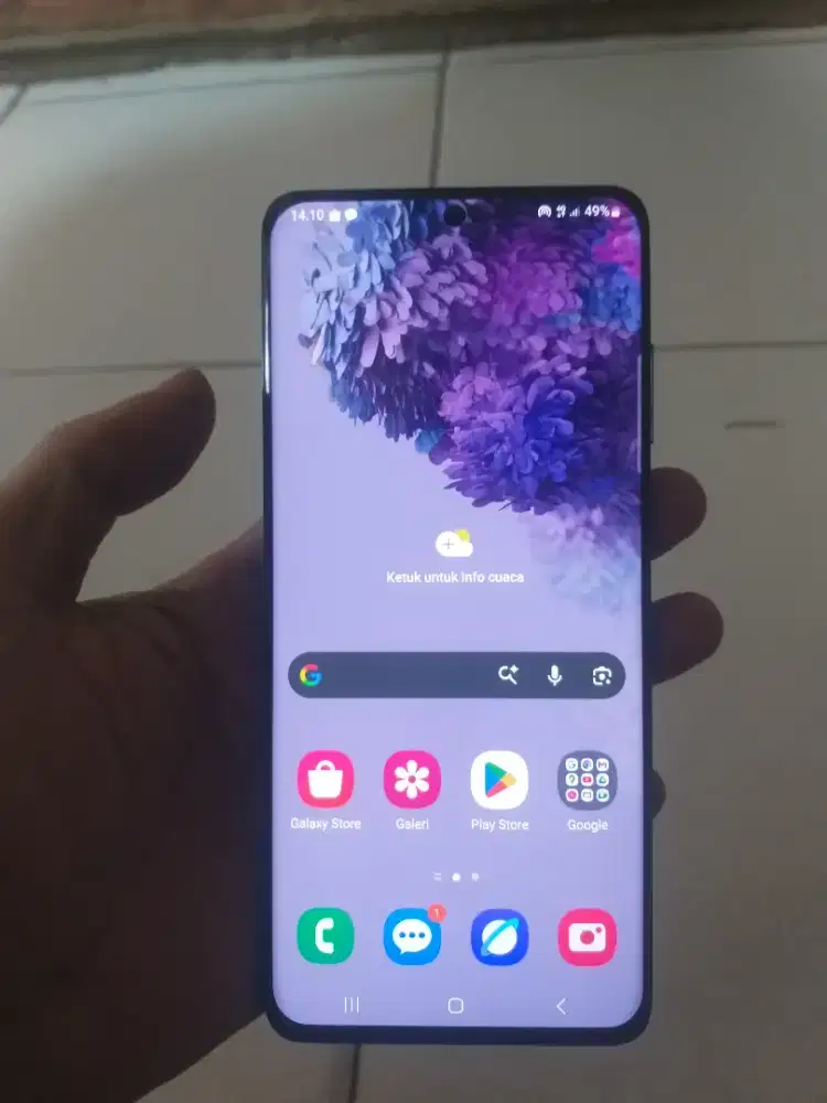 Dijual samsung S20+ ram 8/128 original resmi mulus blum pernah service