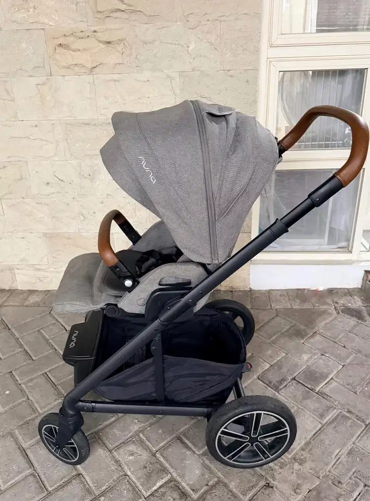 Preloved Nuna Mixx Next Granite