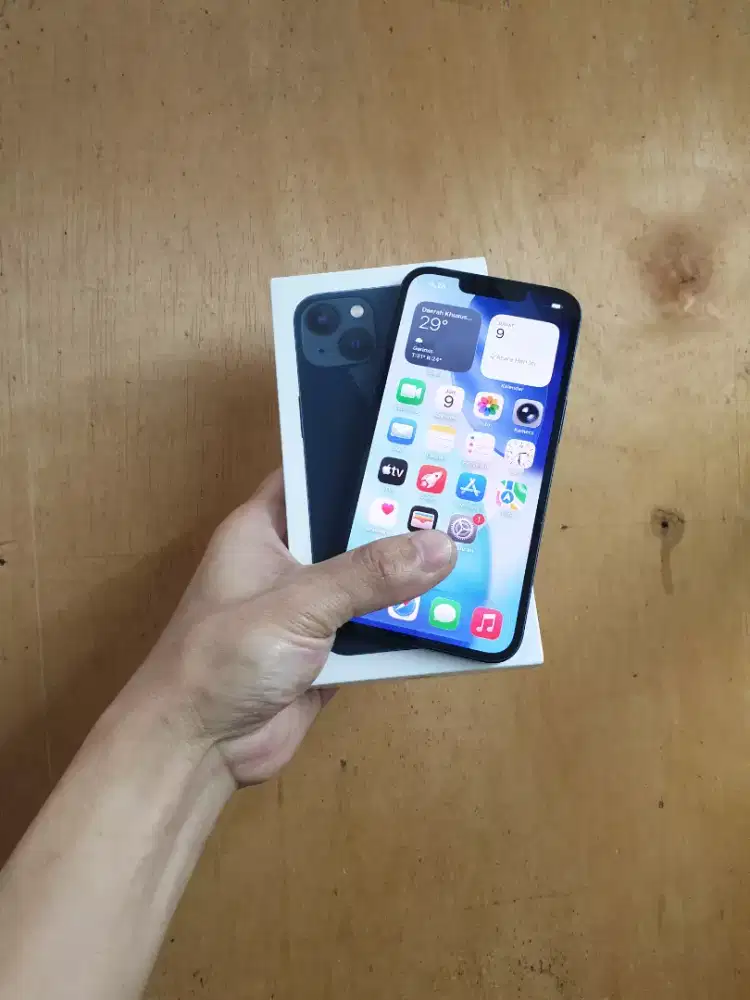 Iphone 13 128GB ibox mulus lengkap garansi
