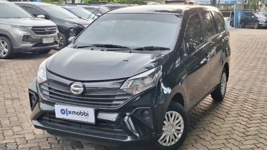 Pajak Panjang - Daihatsu Sigra 1.0 M Bensin-MT 2025 Hitam