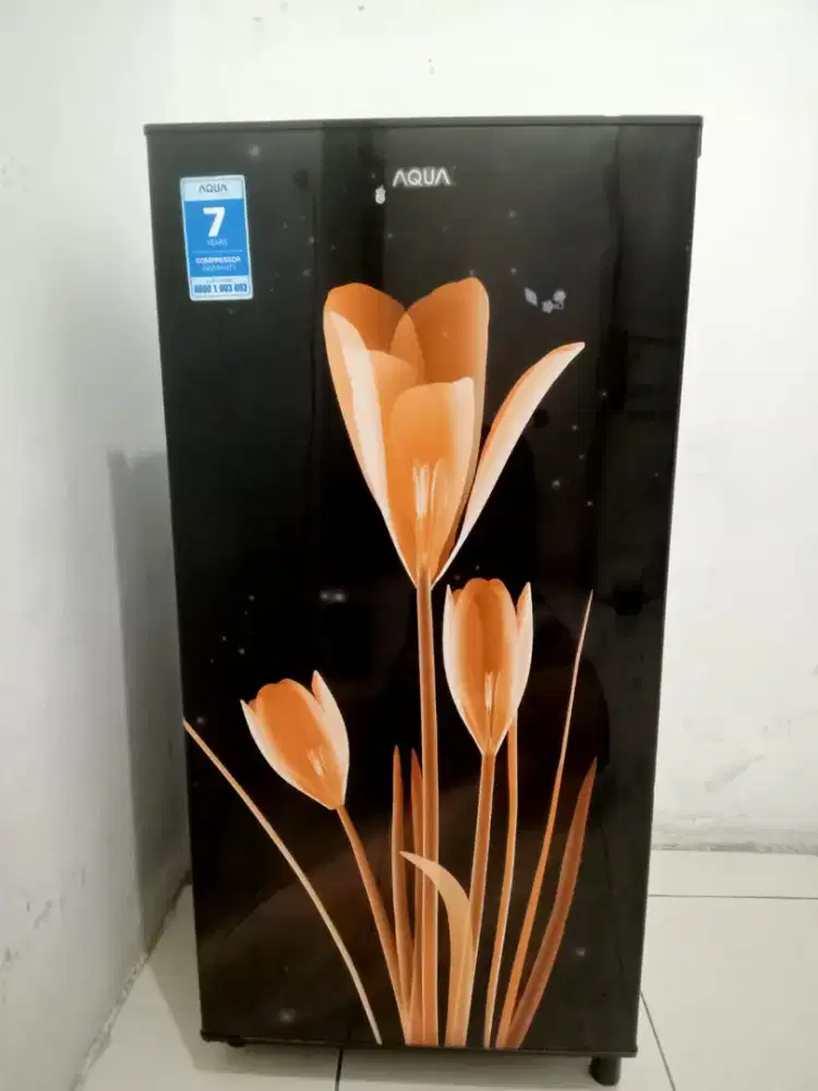 Dijual cepat kulkas aqua 1 pintu