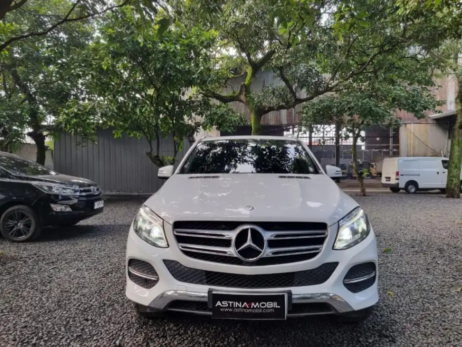 Mercedes Benz GLE 400 3.0 AT Matic 2017 Putih ASTINA MOBIL No GLE 450