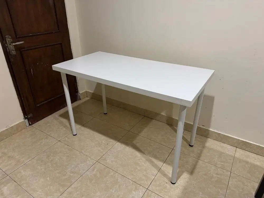 Informa Meja Komputer urgent sell