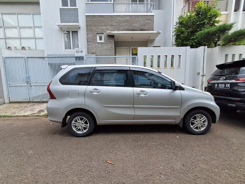 Daihatsu Xenia 2013 Bensin