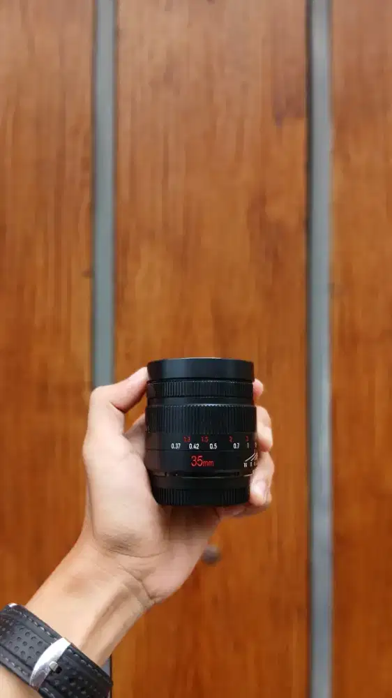 7ARTISANT 35MM F0.95MM BLACK FOR FUJIFILM GOOD CONDITION