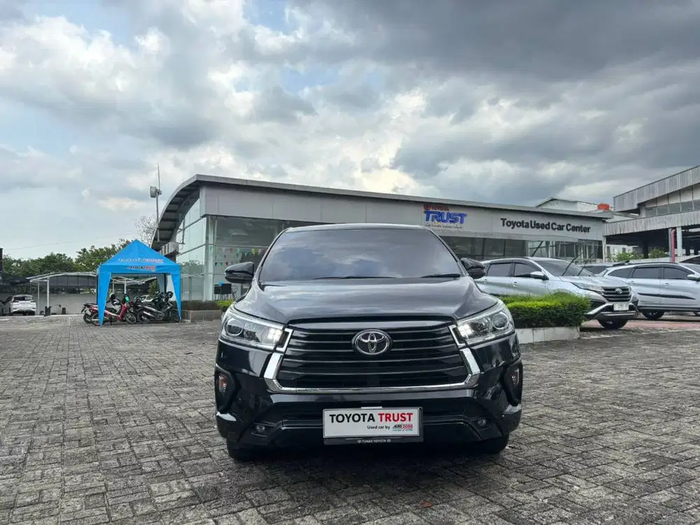 TOYOTA INNOVA REBORN 2.0 V AT 2021