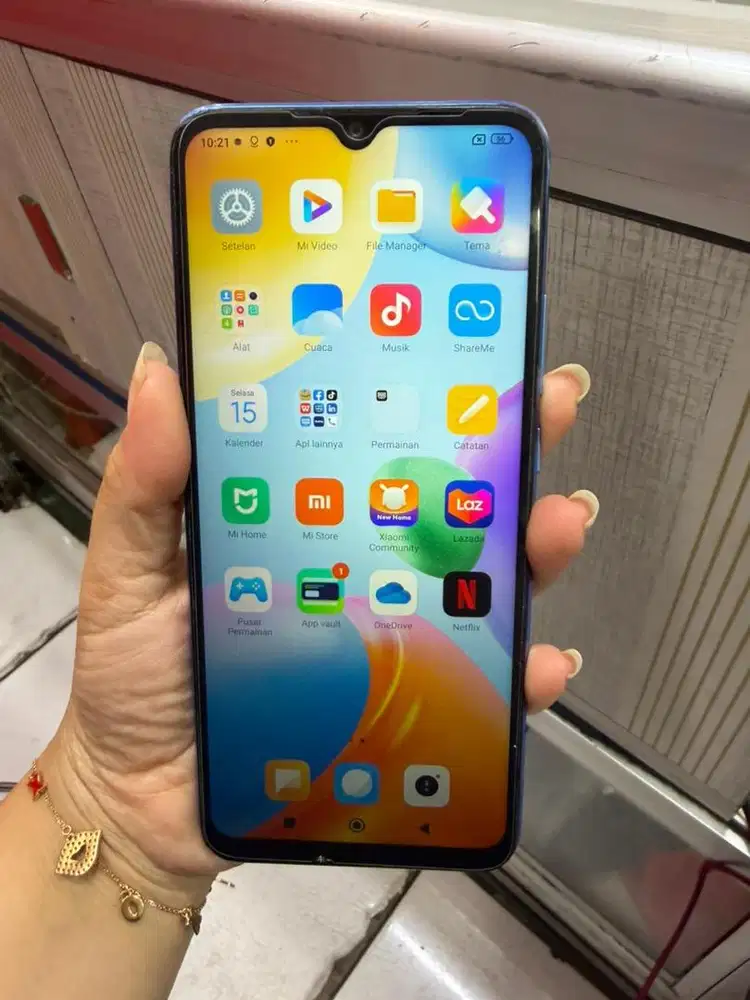 Xiomi 10 C 4+2 /128 gb blue