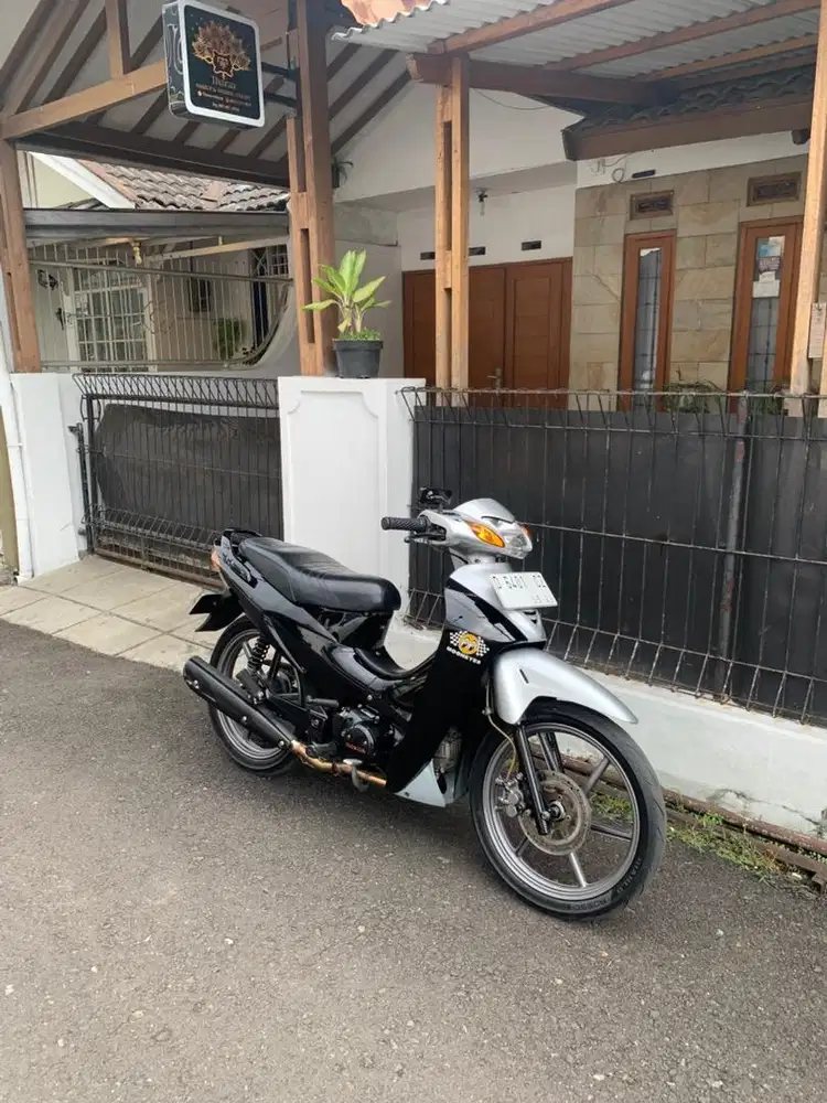 Honda Kharisma 125 d