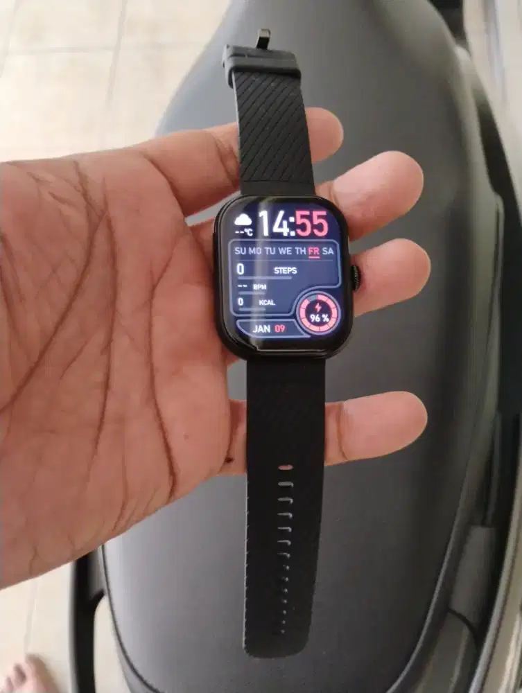 Dijual Smartwatch Advan SE 1 PRO Like A New pemakaian Pribadi
