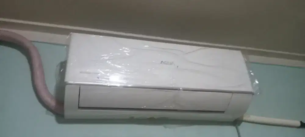 Di jual AC merk Aqua 1/2 PK
