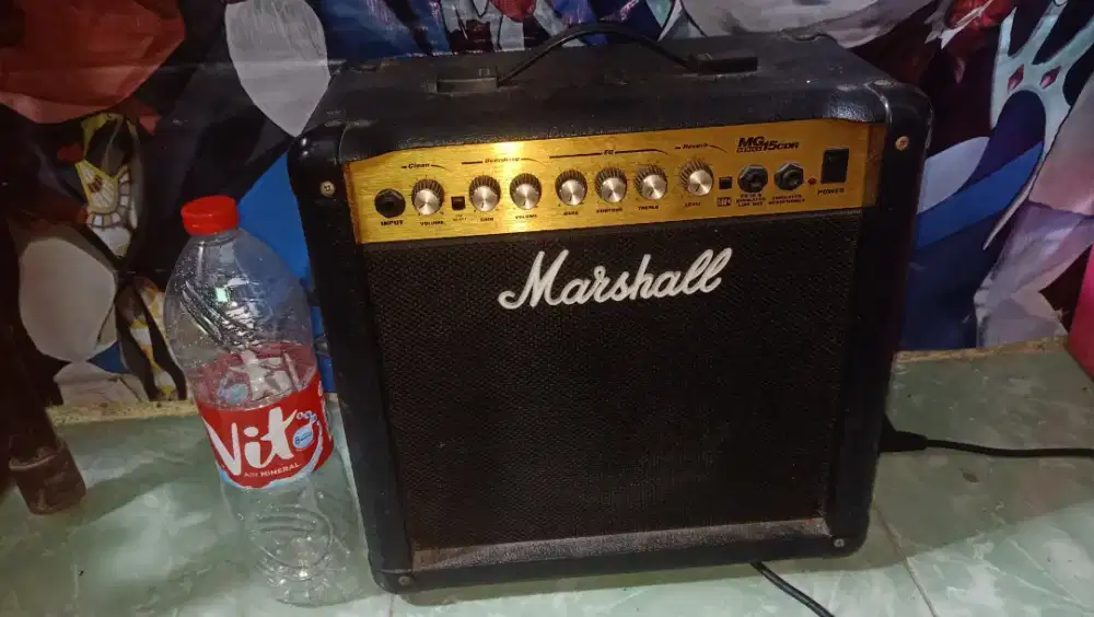 Ampli gitar Marshall dan carter