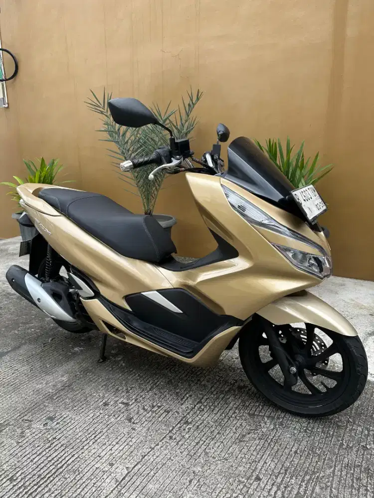 Honda PCX Keyless ABS ISS 150cc Thn.2018