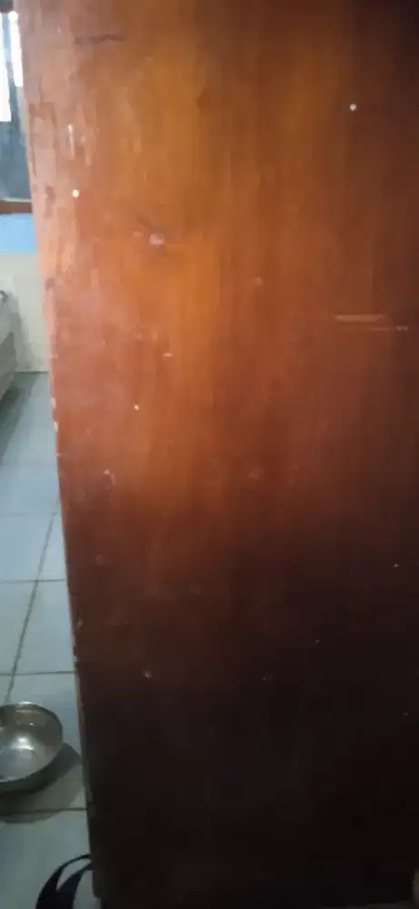 Dijual lemari jati tua thn 1970 kaca sangat tebal