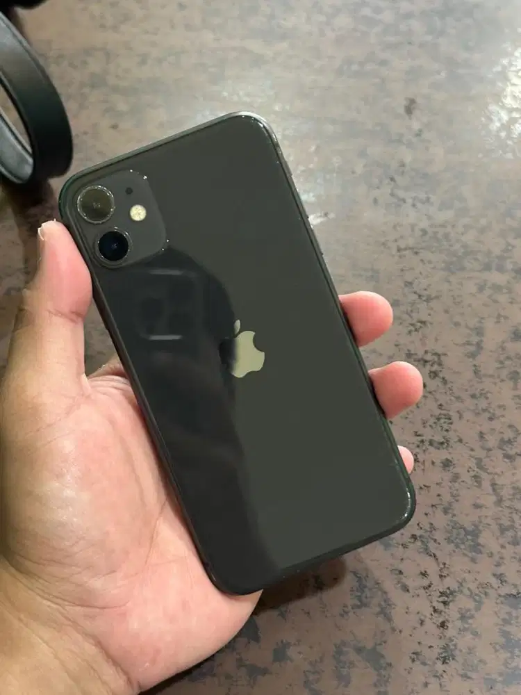iPhone 11 64gb nominus