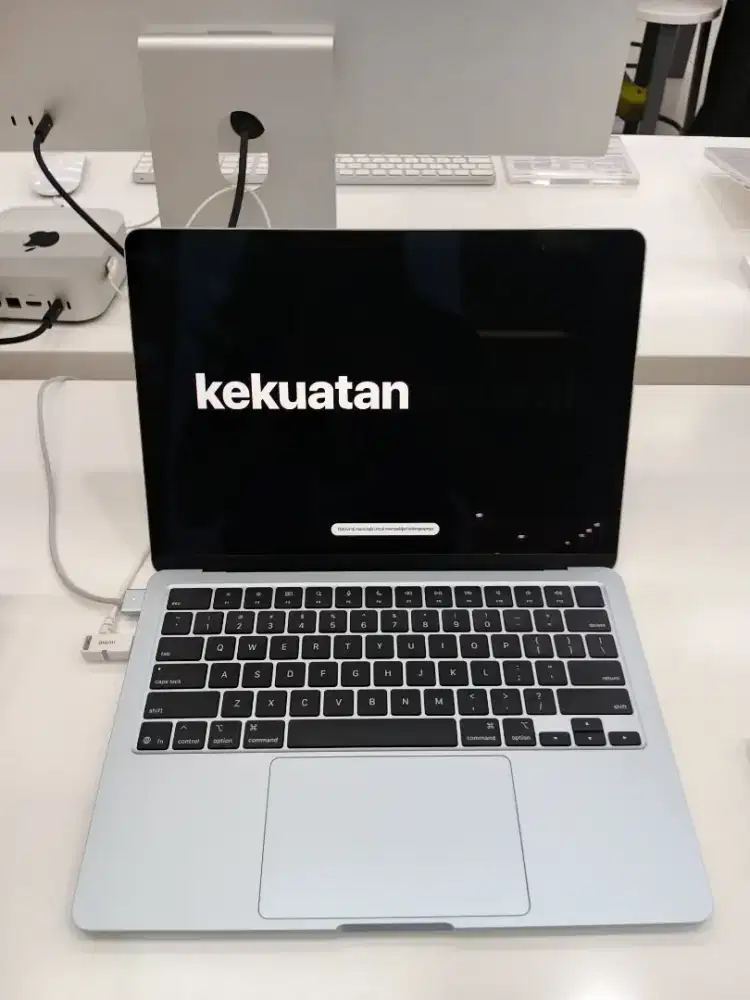 Macbokk air M4 13 inch