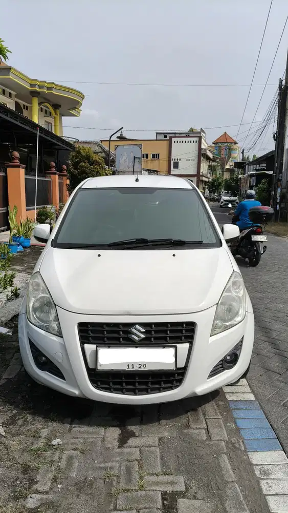Suzuki Splash 2013 Bensin