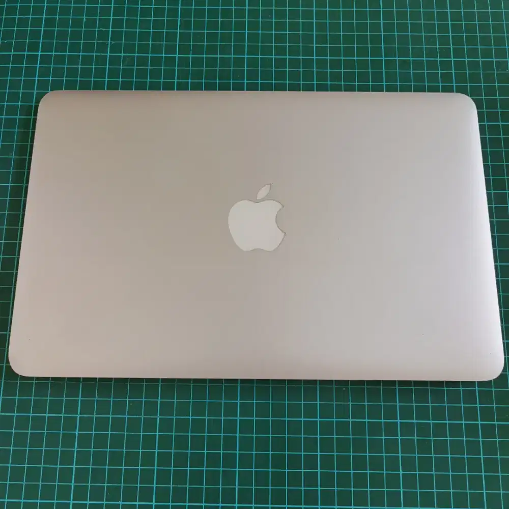 MacBook Air 11 inch Mid 2012