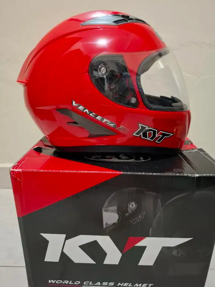 Helm KYT Vendetta 2 Like New beli dari baru
