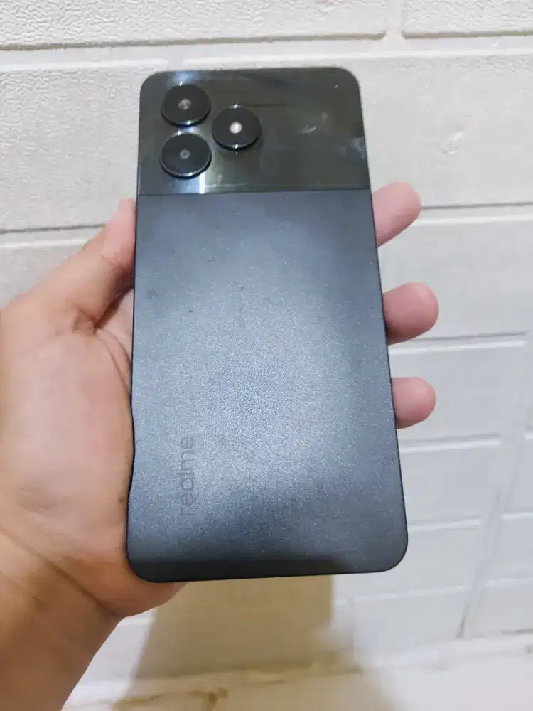 HP Realme C51 second murmer