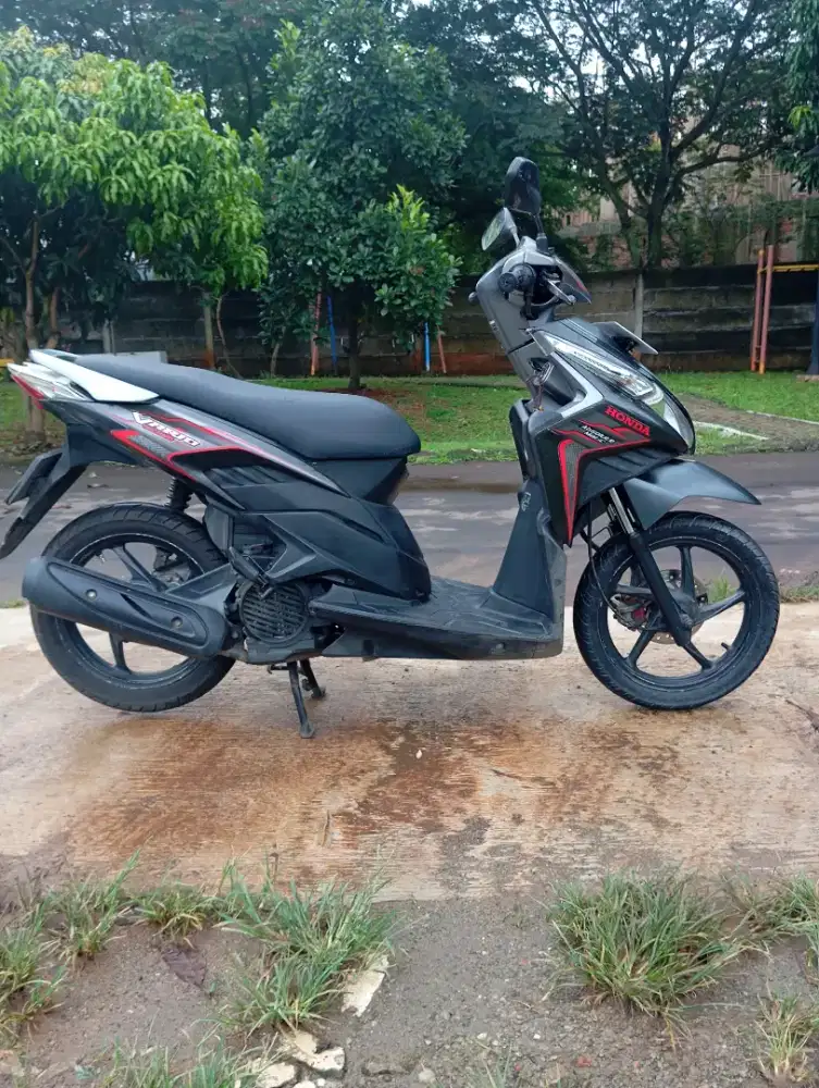 Honda Vario 110 techno 2010 fulori mulus pajak panjang mesin alus