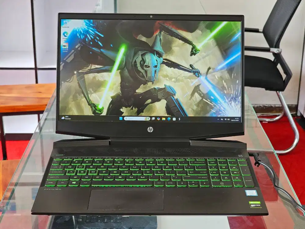 HP Pavilion Gaming 15 intel Core i7 Ram 32 GB SSD 256 GB HDD 1 TB
