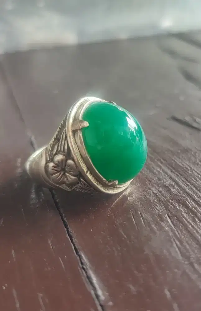 Bacan Doko hijau solid