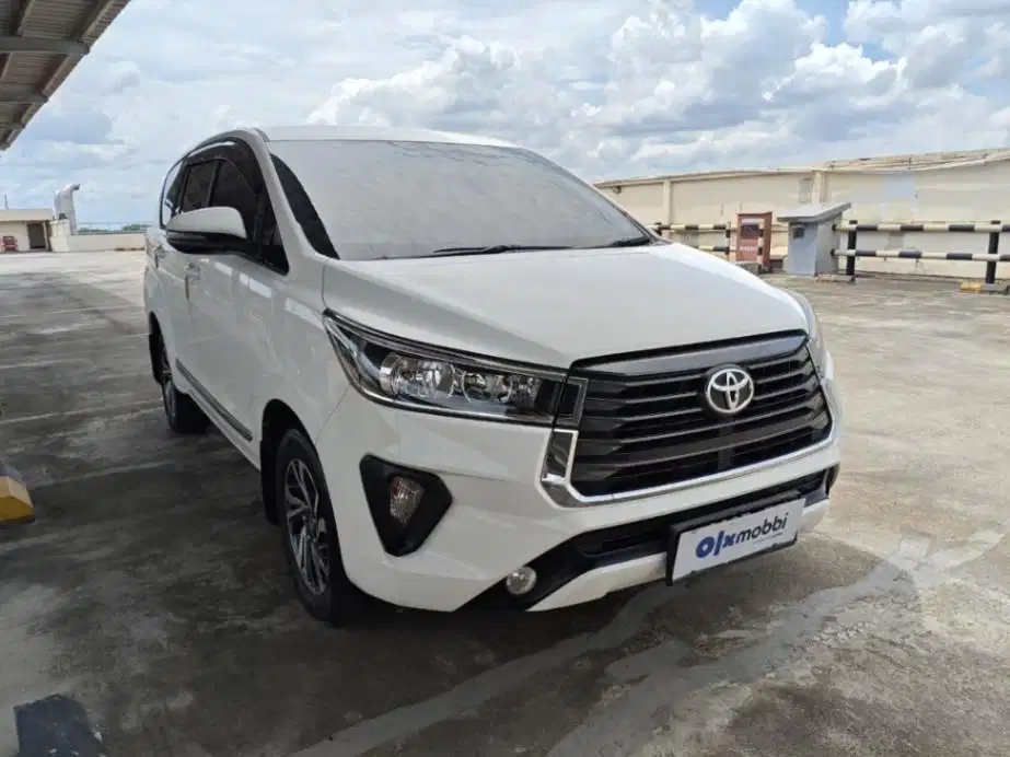 LOW DP Toyota Kijang Innova 2.0 G Bensin-AT 2021 FFU