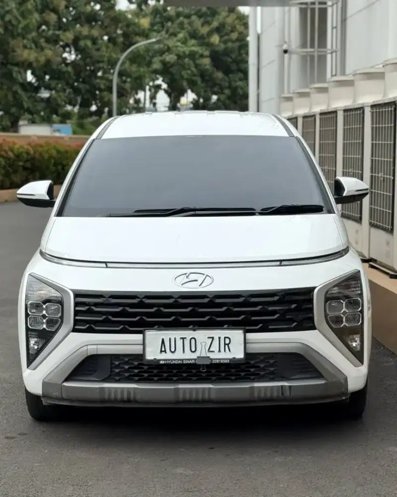 hyundai stargazer essential 2024;