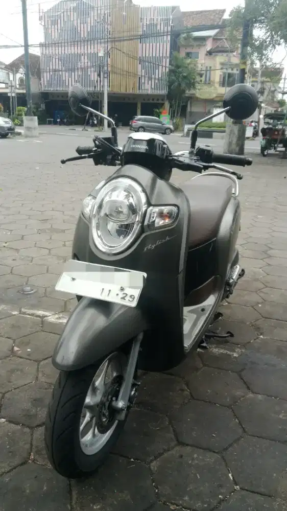 Scoopy Stylish 2020