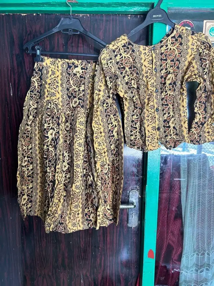 One set wanita vintage