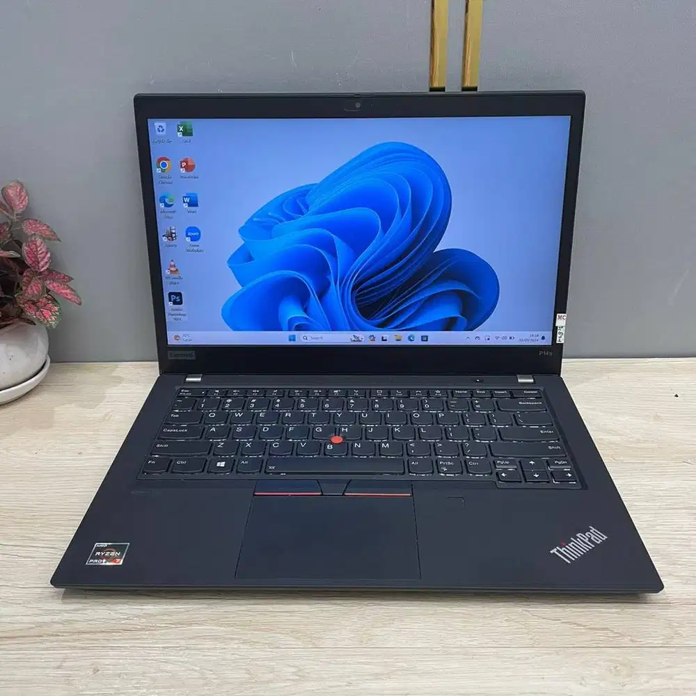 JUAL LAPTOP LENOVO THINKPAD P14s RYZEN 7 VGA AMD RADEON DL-ETM