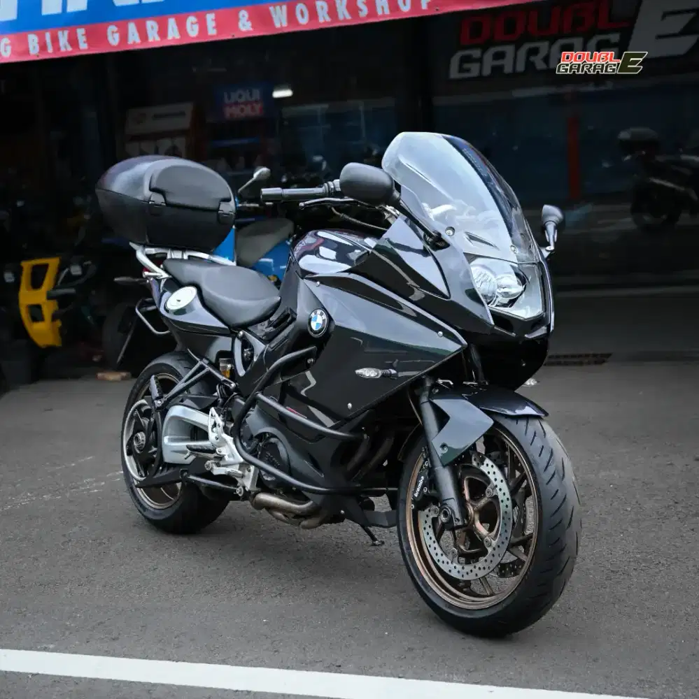 BMW F800 GT 2014 HITAM FULL PAPER LENGKAP
‎