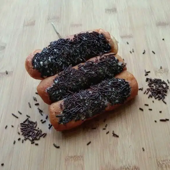 Dibutuhkan segera tenaga baker yg mampu mengadon, membentuk dan oven