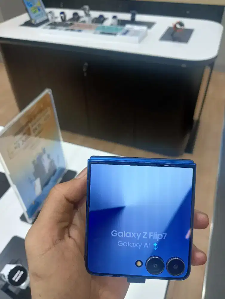 SAMSUNG GALAXY Z FLIP 7 12/512 GB