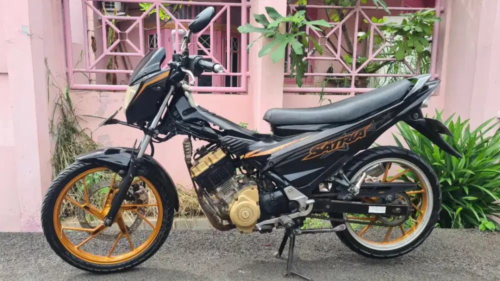 Suzuki satria fu facelite