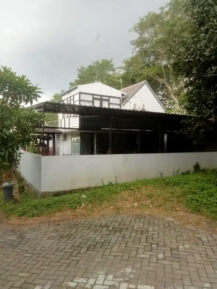 Dijual villa Taman Dayu siap pakai