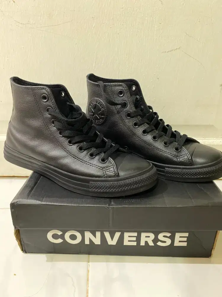 Sepatu Converse Chuck Taylor All Star high Original size 40
