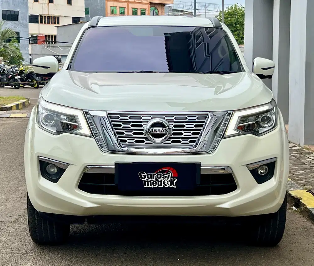 Nissan Terra VL 2018 pk 2019 Antik Low Km Murah Bekas Putih Turbo Top
