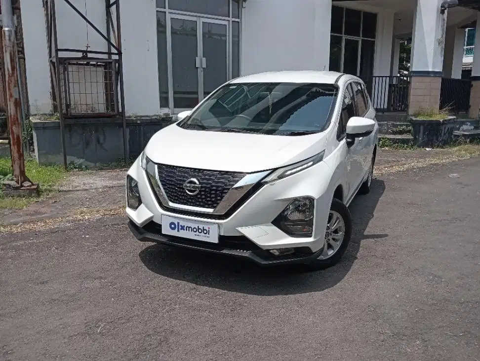 Pajak Panjang - NISSAN LIVINA 1.5 EL Bensin M/T 2019 PUTIH