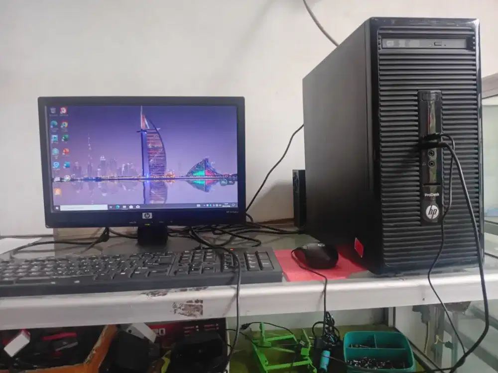 PC C0re i5 GenERASI 4, LCD 16in