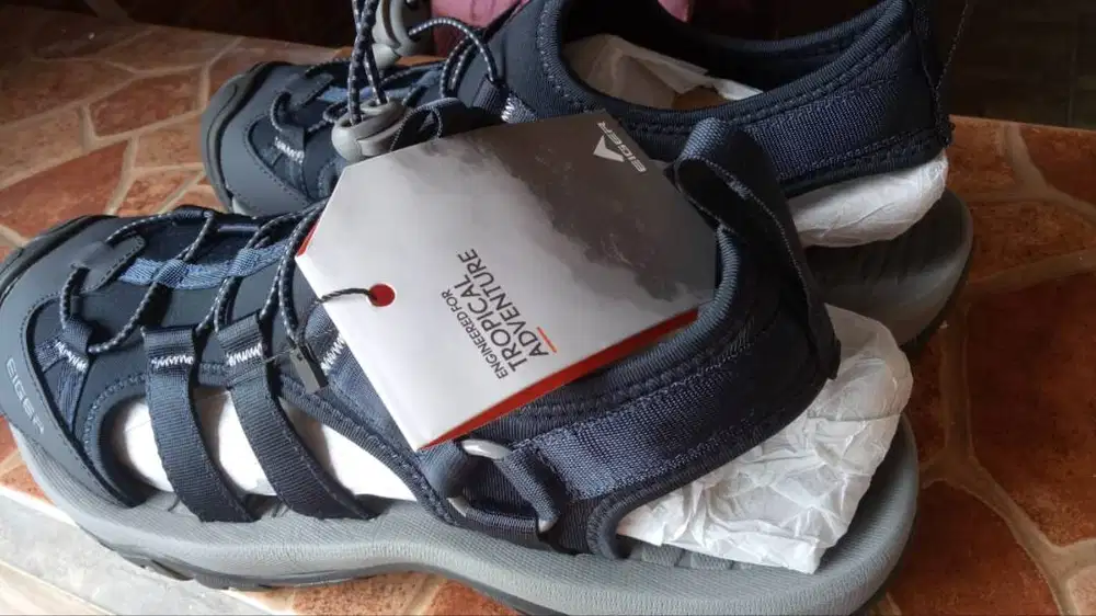 Jual Sendal Eiger - Lacerta NAV ukuran 43