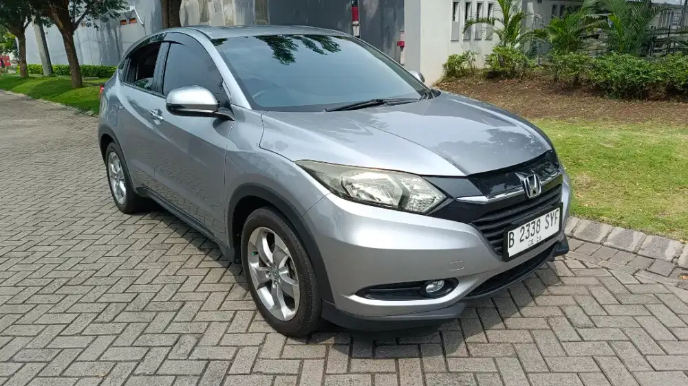 TDP 5 JUTA|| HRV 1.5 E Automatic 2018 Low Km Record Honda